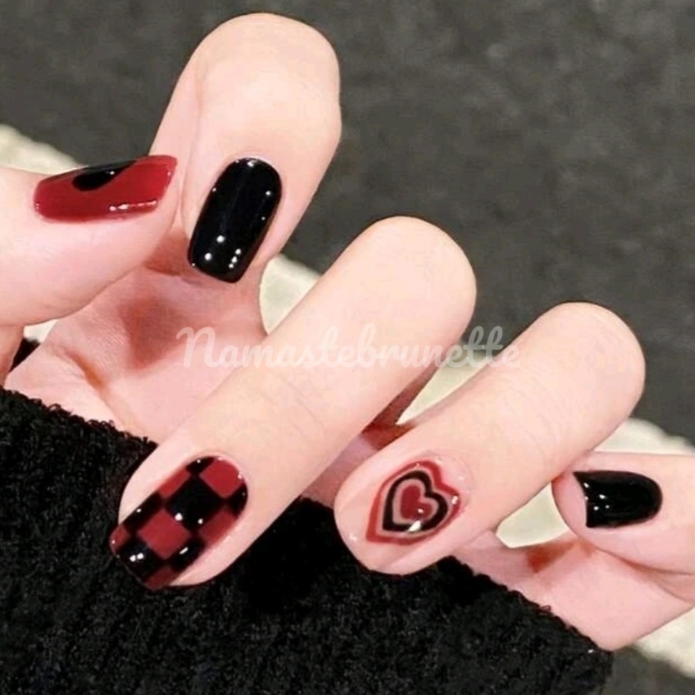 2/$16 Heart Checkerboard Press On Nails